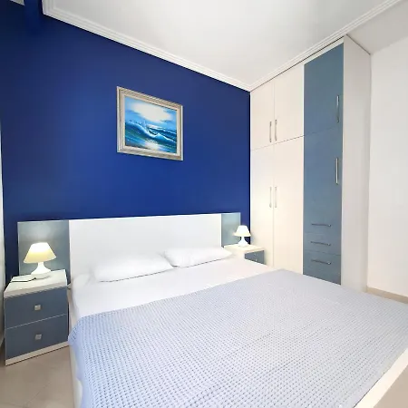 Allure Apartment *